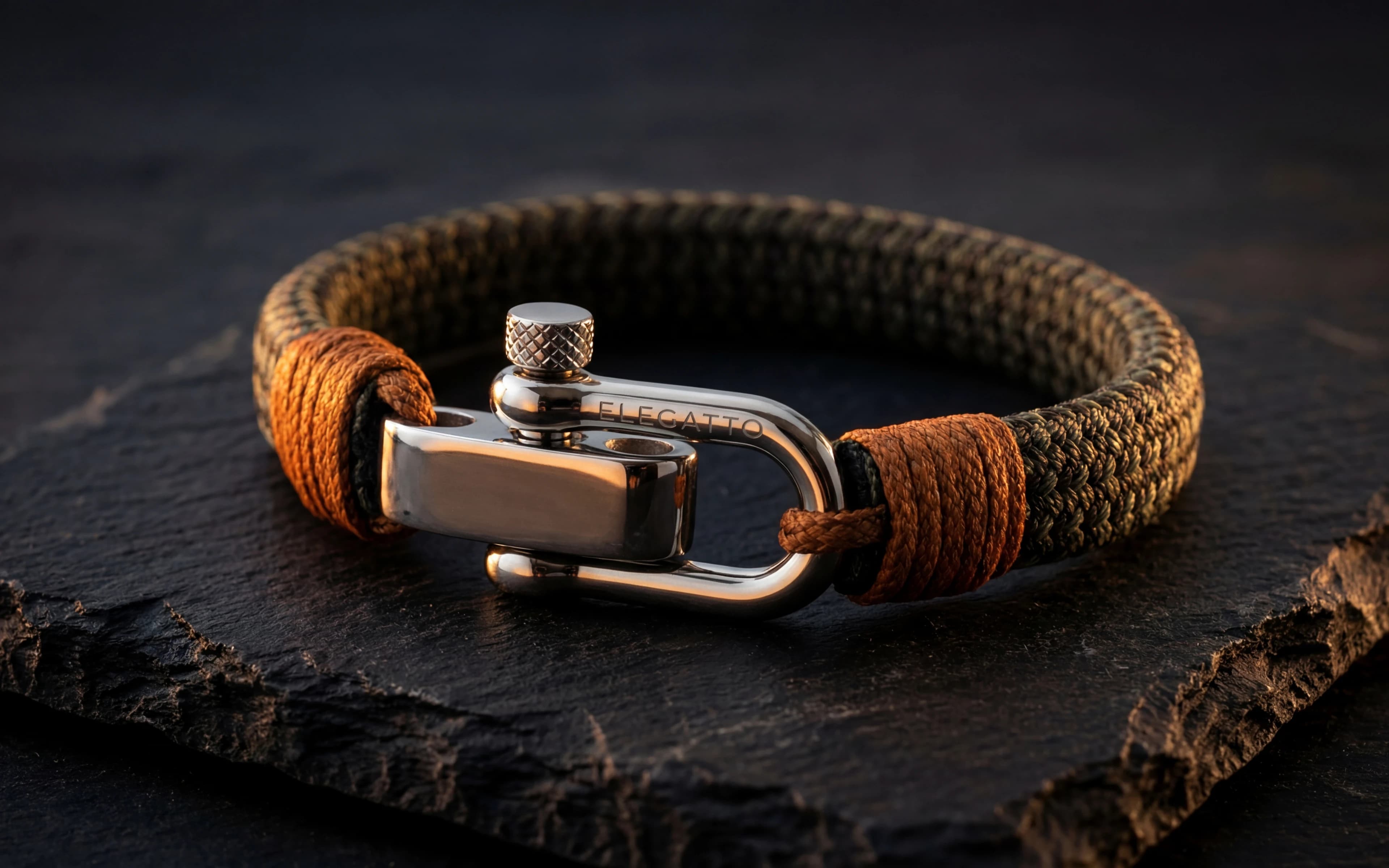 E-shot Studio precision AI rendering — product photography for jewelry and high-detail items